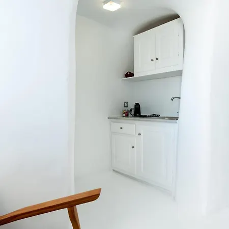 Incredible Santorini | Elrohir | Adult Only | 1 Bedroom | Stunning Sea Views | Private Furnished Terrace With Jetted Tub | * Oia (Santorini)