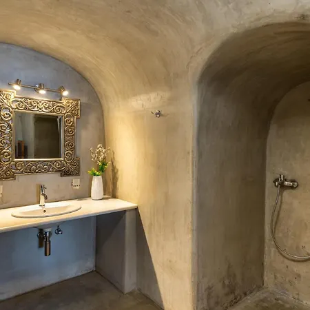Incredible Santorini | Elrohir | Adult Only | 1 Bedroom | Stunning Sea Views | Private Furnished Terrace With Jetted Tub | Villa